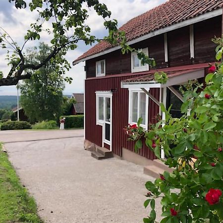 Cozy Home In Raettvik With Kitchen Zewnętrze zdjęcie
